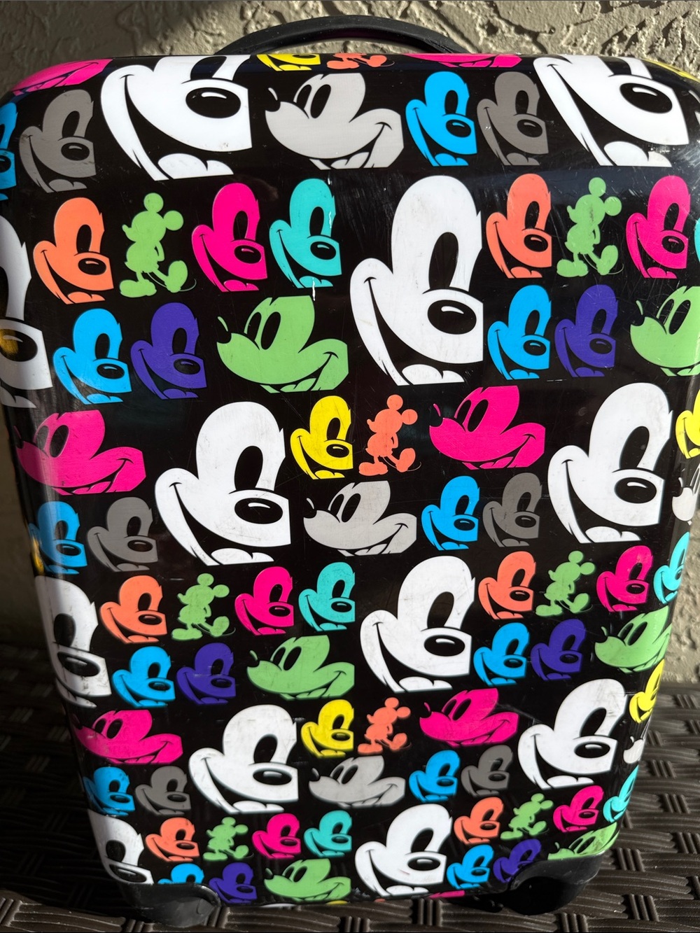 Disney Parks Mickey Mouse Pop Art Luggage 20" Hardcover Suitcase Spinner - Picture 7 of 15